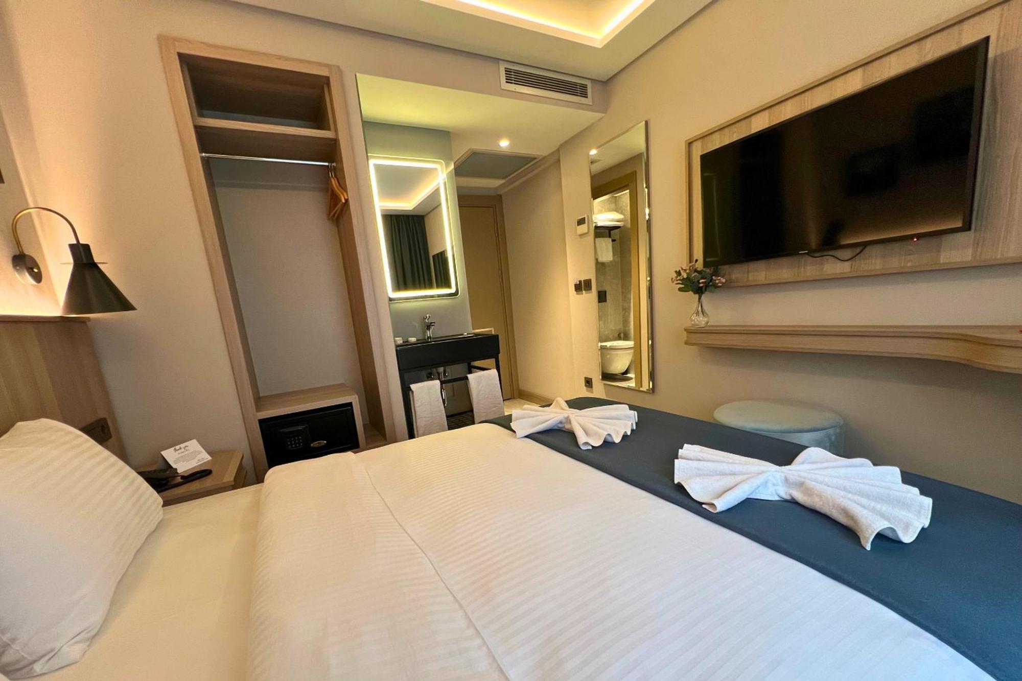 Woxx Hotel Истанбул Екстериор снимка